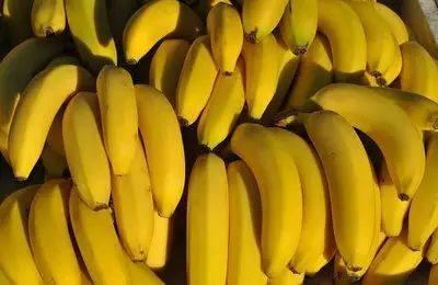 梅含钾高还是香蕉,香蕉中富含钾